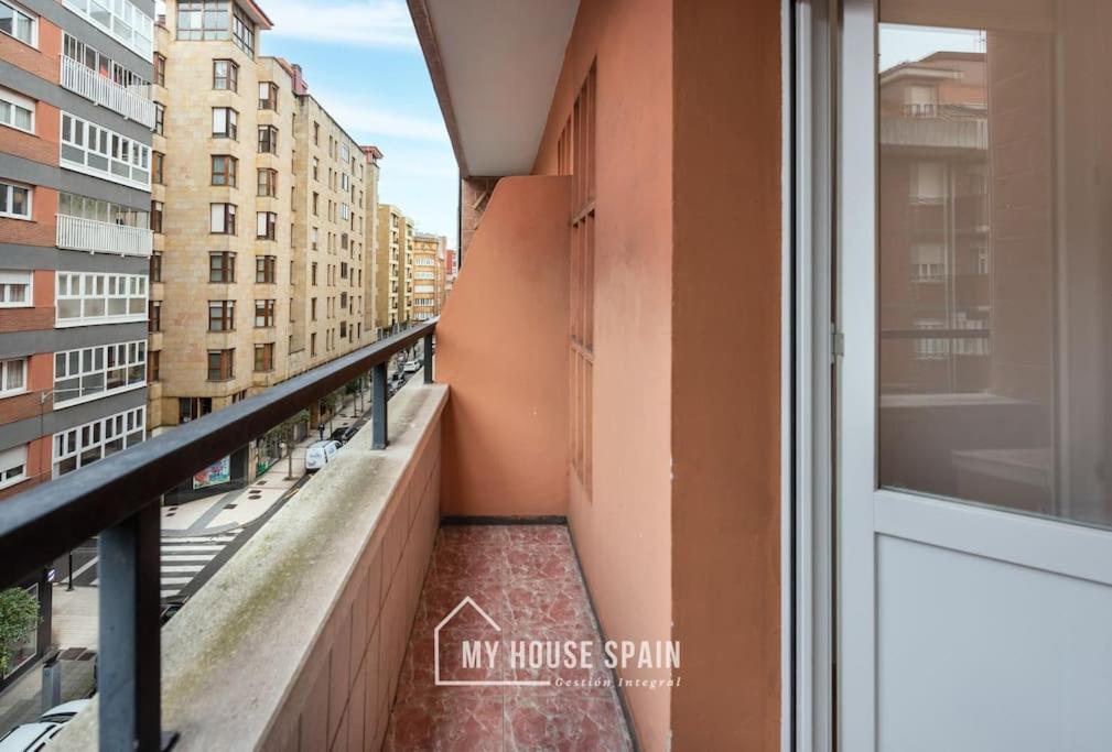 Myhousespain - Luminoso Y Amplio Piso En El Centro Хихон Экстерьер фото