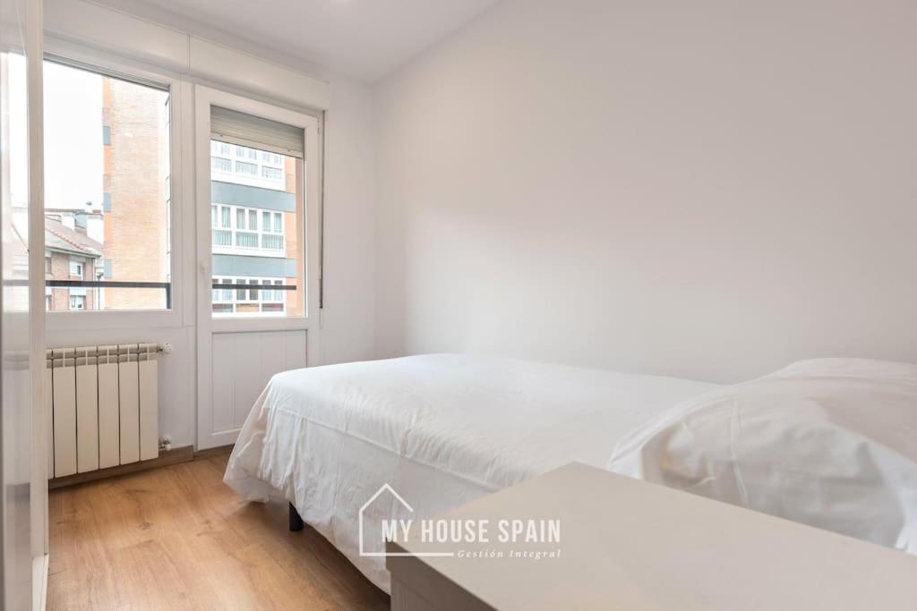 Myhousespain - Luminoso Y Amplio Piso En El Centro Хихон Экстерьер фото